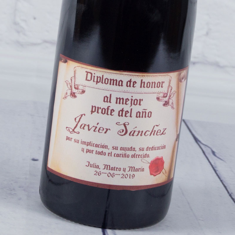 Regalos personalizados: Bebidas personalizadas: Botella de vino personalizada 'Diploma de honor'