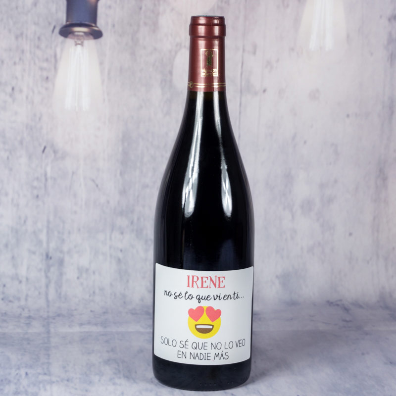 Regalos personalizados: Bebidas personalizadas: Botella de vino personalizada emoticono enamorado