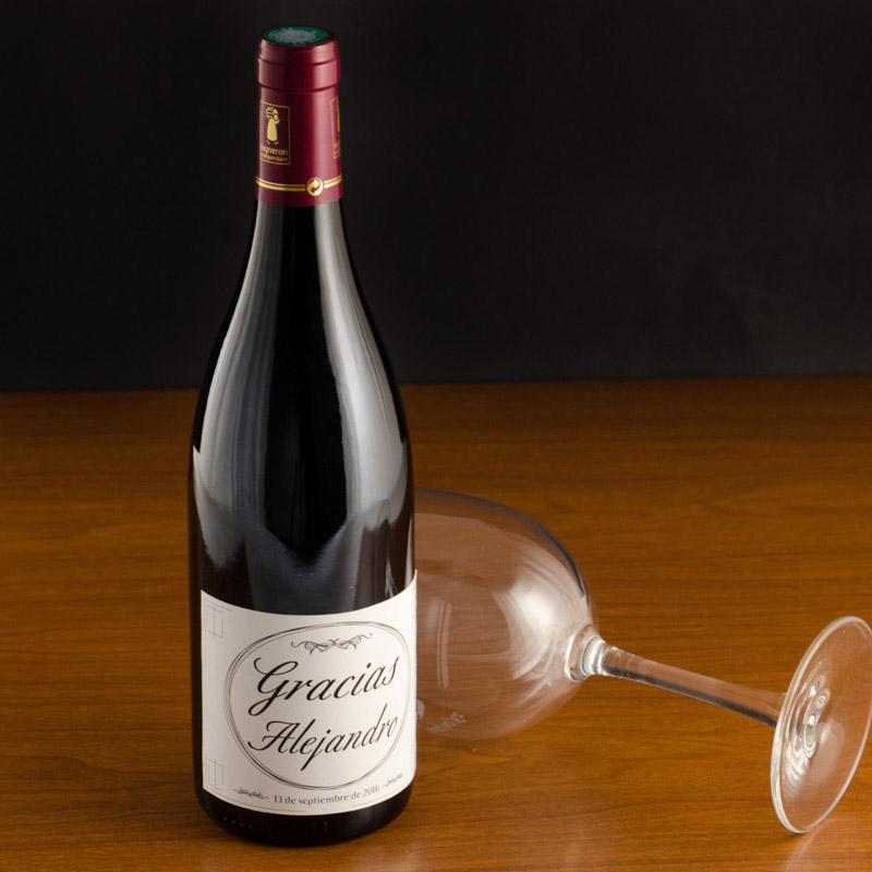 Regalos personalizados: Bebidas personalizadas: Botella de vino personalizada 'Gracias'