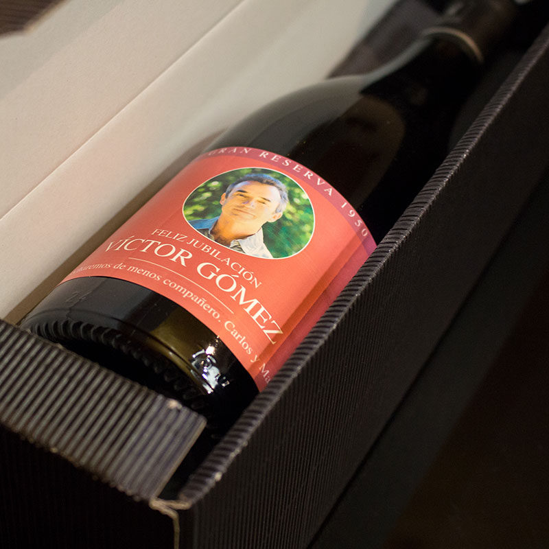 Regalos personalizados: Bebidas personalizadas: Botella de vino personalizada para jubilación