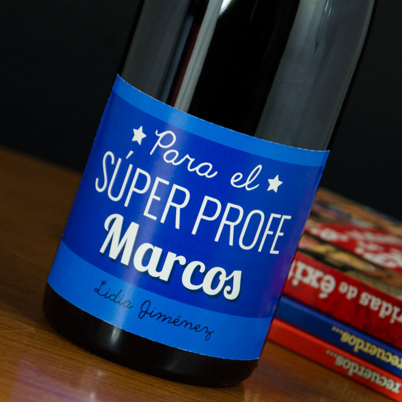 Regalos personalizados: Bebidas personalizadas: Botella de vino super profe personalizada