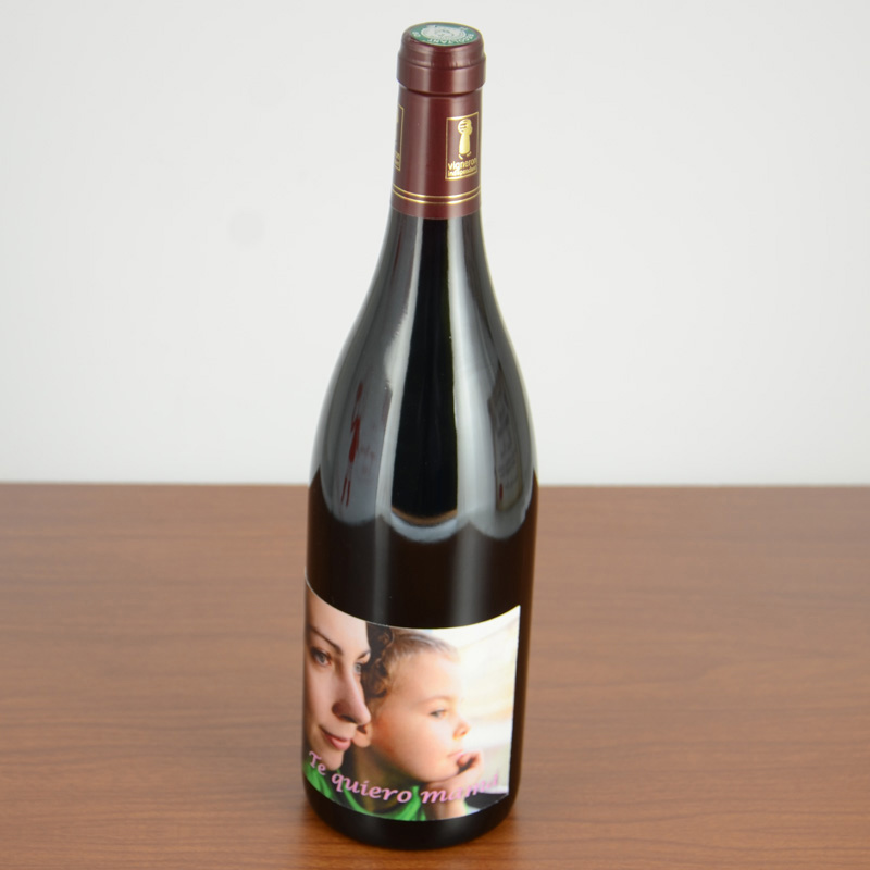 Regalos personalizados: Bebidas personalizadas: Botella de vino te quiero con foto