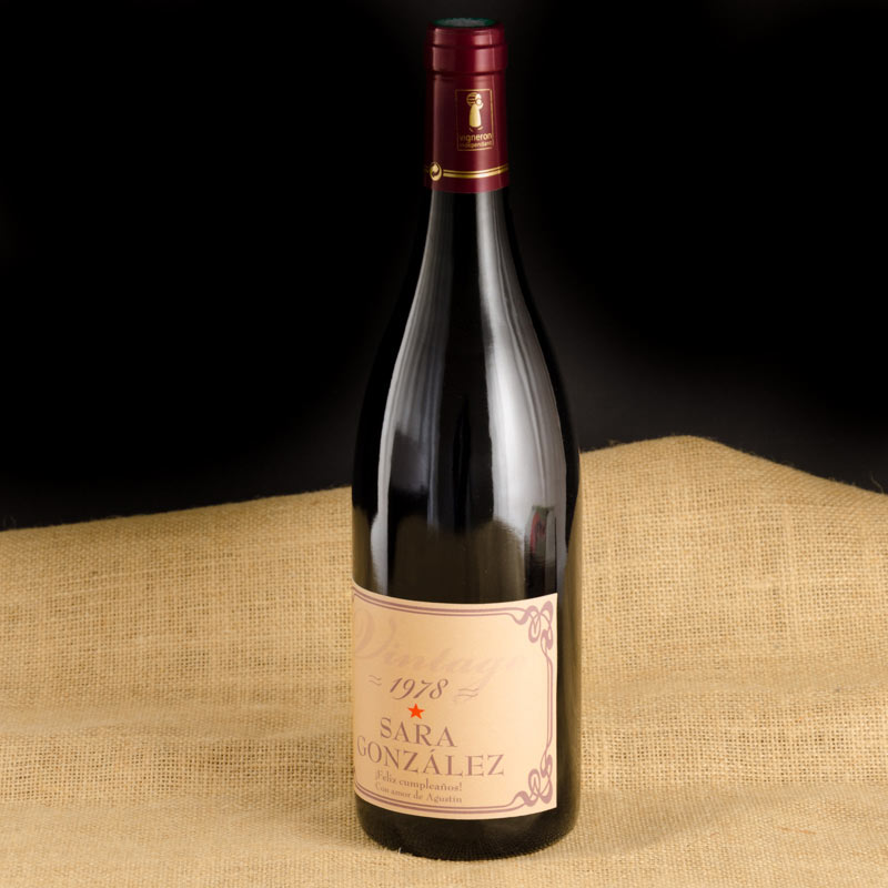Regalos personalizados: Bebidas personalizadas: Botella de vino vintage para cumpleaños