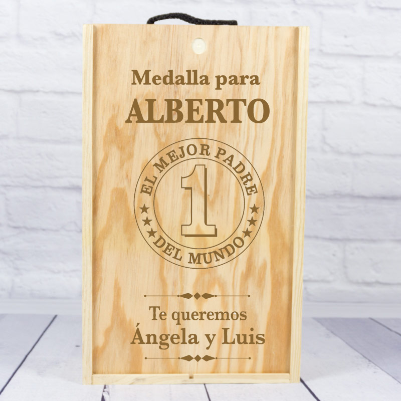 Regalos personalizados: Regalos con nombre: Caja botella de vino para el mejor padre