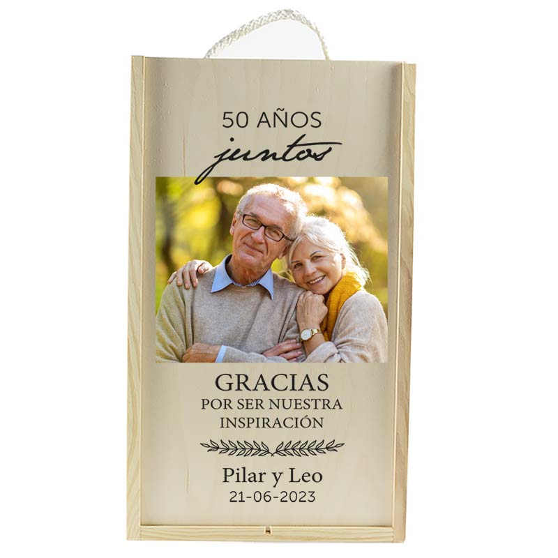 Regalos personalizados: Regalos con fotos: Caja de madera natural personalizada