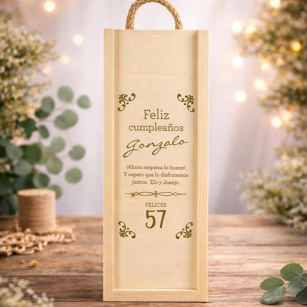 Regalos personalizados: Regalos con nombre: Caja de madera personalizada 'Feliz cumplea&ntilde;os'