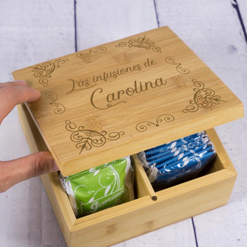 Regalos personalizados: Regalos con nombre: Caja de té grabada en Bambú