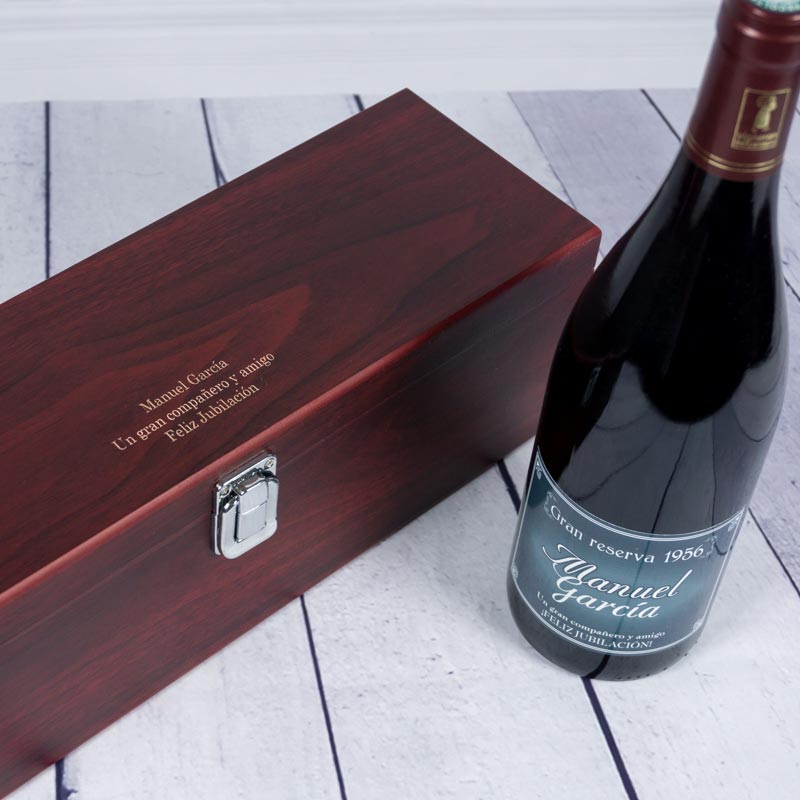 Regalos personalizados: Bebidas personalizadas: Caja "Sumiller" grabada con vino personalizado