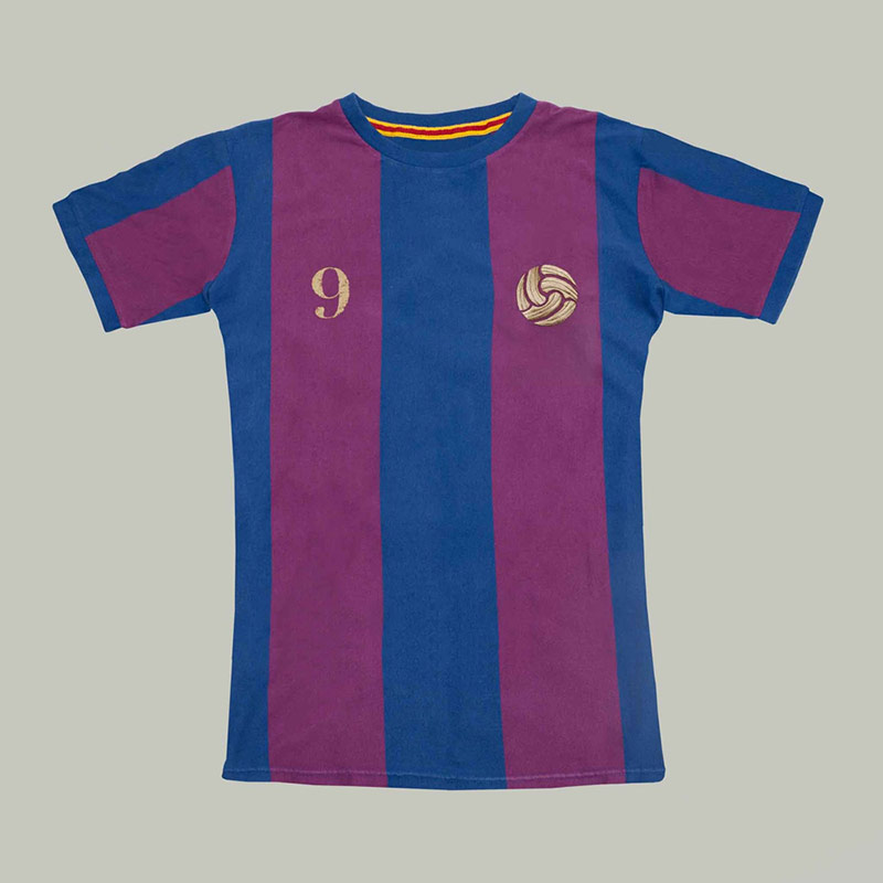 Regalos personalizados: Regalos con nombre: Camiseta Blaugrana bordada