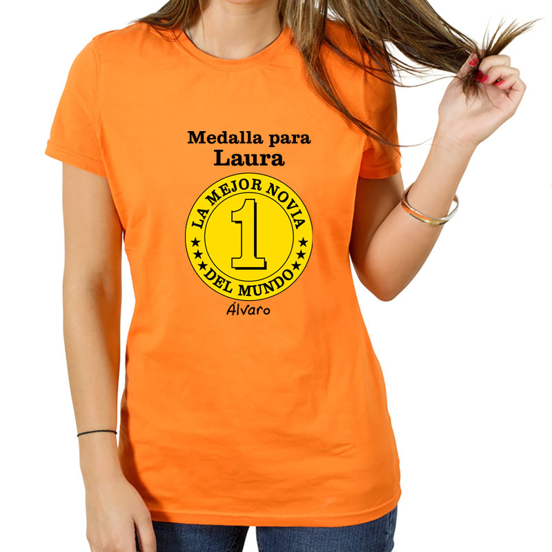 Regalos personalizados: Camisetas personalizadas: Camiseta medalla mejor novia personalizada