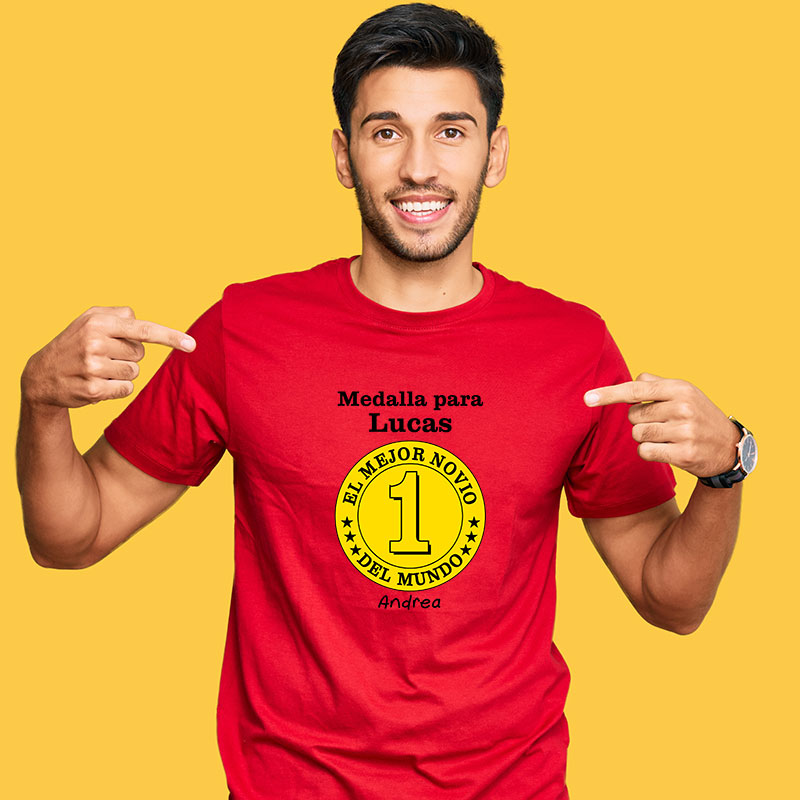 Regalos personalizados: Camisetas personalizadas: Camiseta medalla mejor novio personalizada