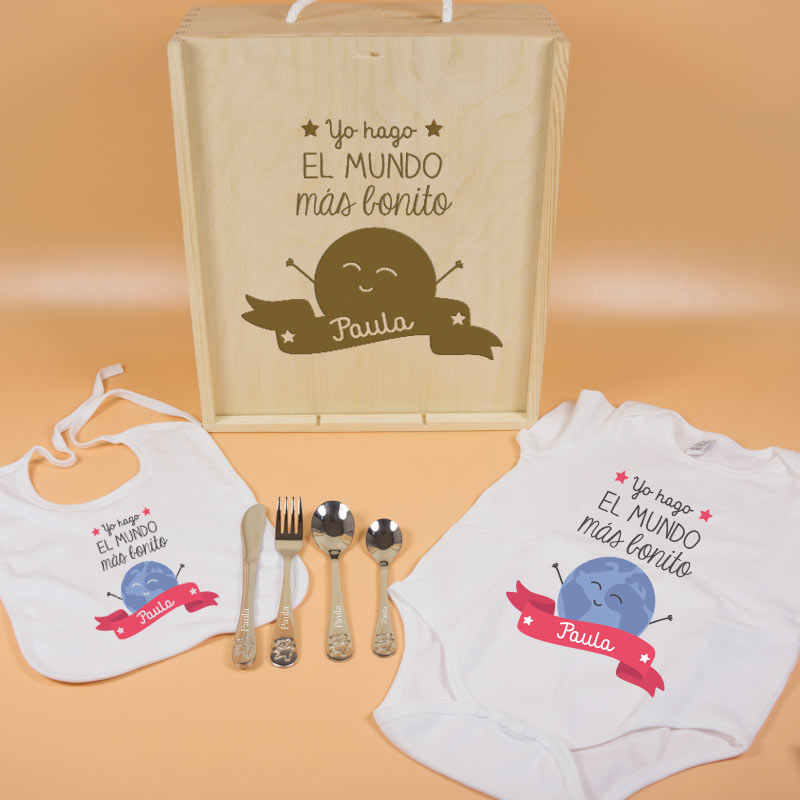 Canastilla para bebé personalizada 'Mundo bonito