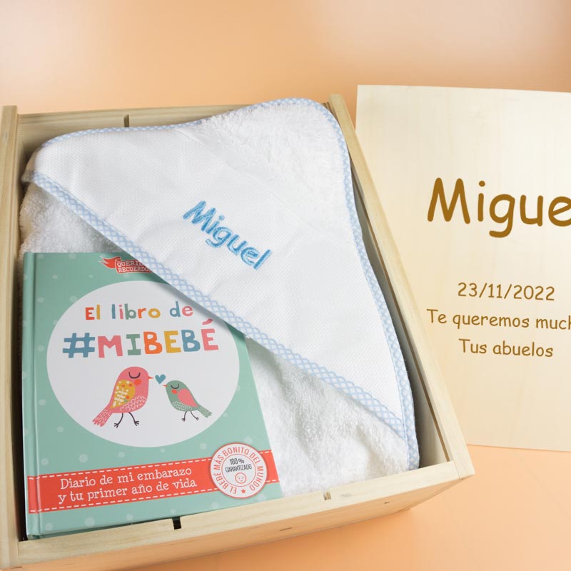 Regalos personalizados: Regalos con nombre: Canastilla personalizada para bebé