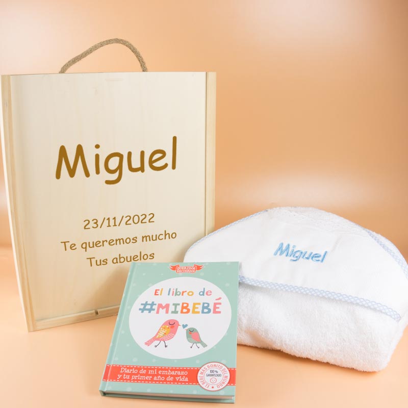 Canastilla para bebé personalizada 'Mundo bonito