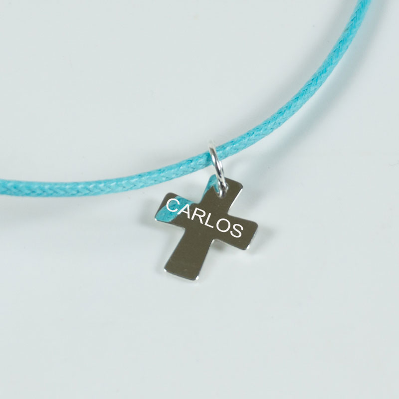 Regalos personalizados: Joyas personalizadas: Colgante de plata cruz personalizada