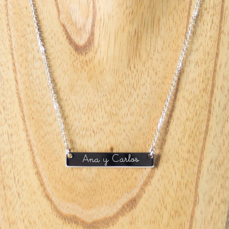 Regalos personalizados: Joyas personalizadas: Colgante de plata horizontal grabado