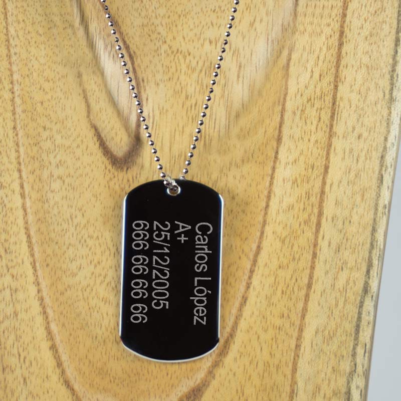 Regalos personalizados: Joyas personalizadas: Colgante grabado estilo militar