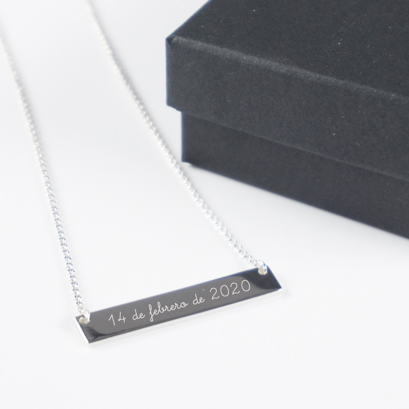 Regalos personalizados: Joyas personalizadas: Colgante horizontal grabado