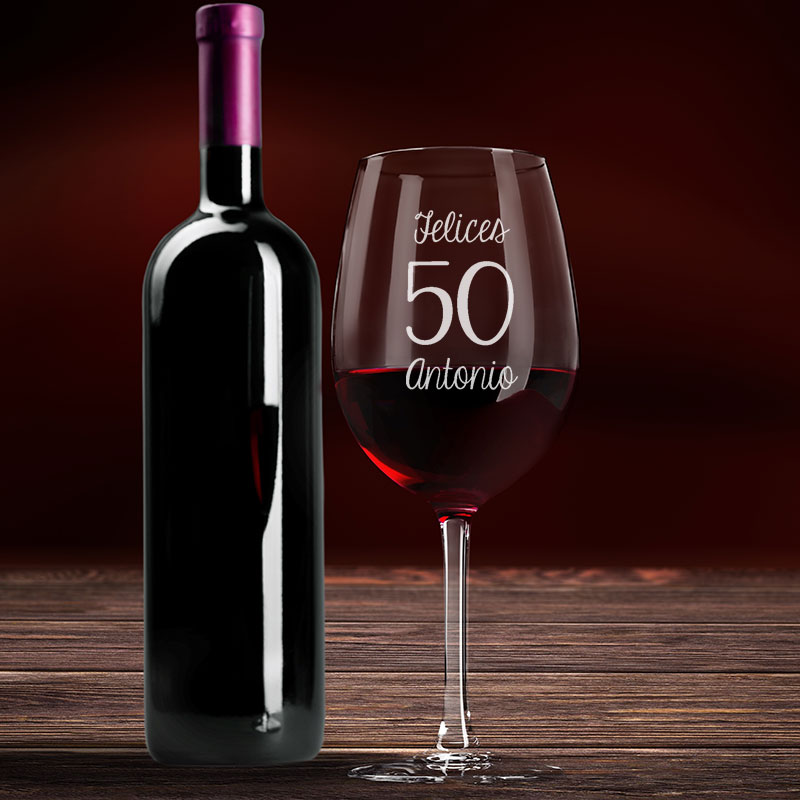 Regalos personalizados: Cristalería personalizada: Copa de vino para cumpleaños grabada