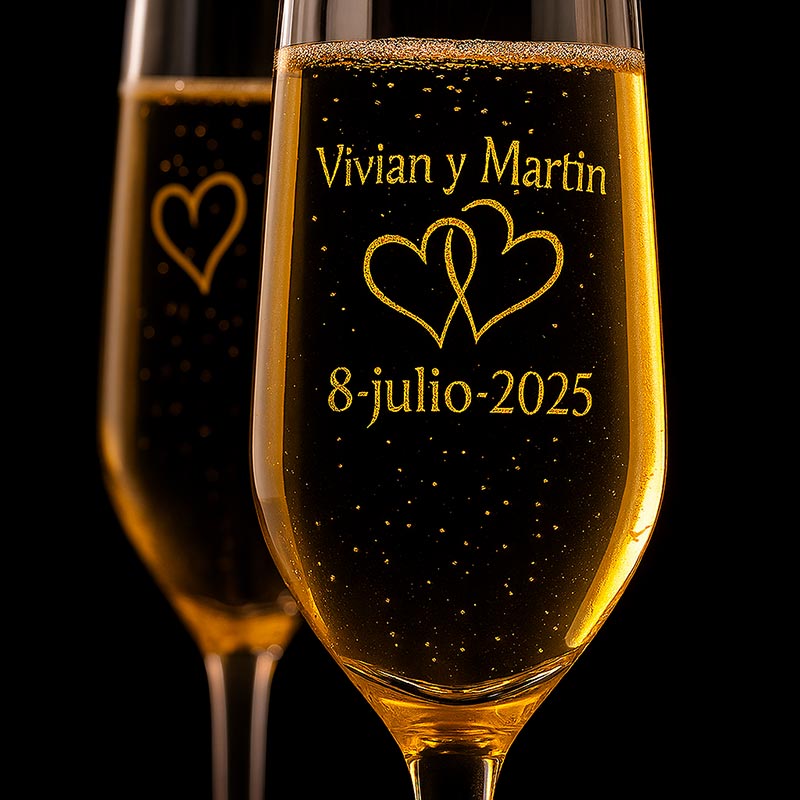 Regalos personalizados: Cristalería personalizada: Copas de cava para parejas