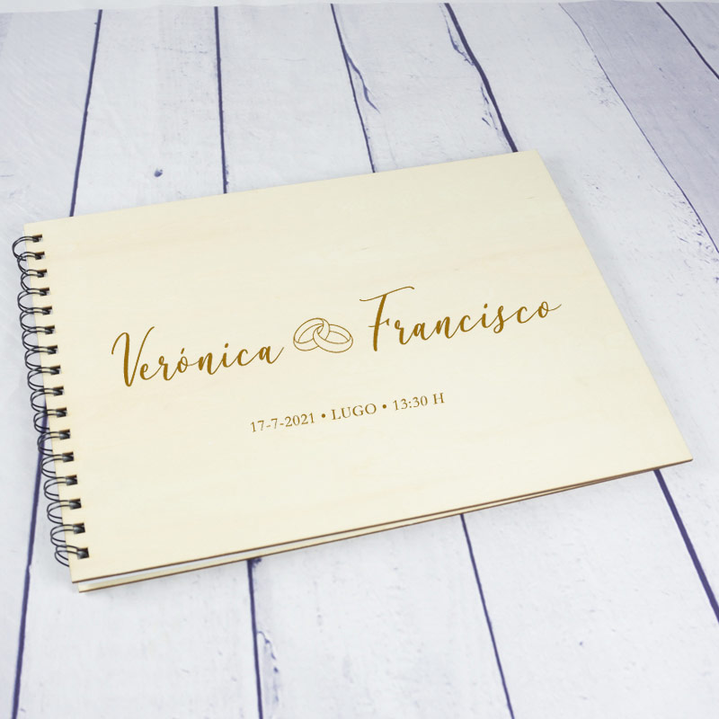 Regalos personalizados: Cuadernos: Cuaderno de firmas en madera para bodas