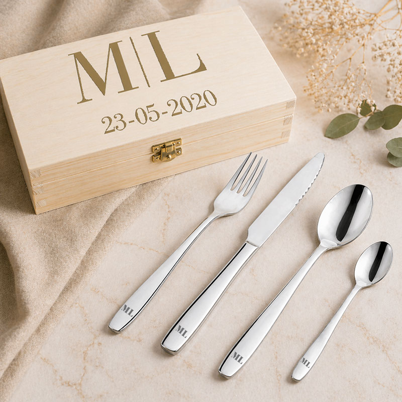 Regalos personalizados: Cubiertos personalizados: Cuberter&iacute;a personalizada con monograma