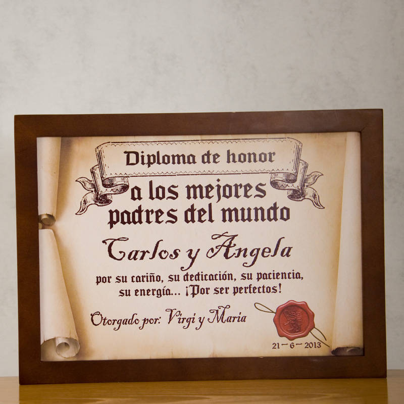 firma y fecha diploma pergamino ‘a los mejores padres del mundo’ personalizado con su nombre dedicatoria Regalo para padres personalizable