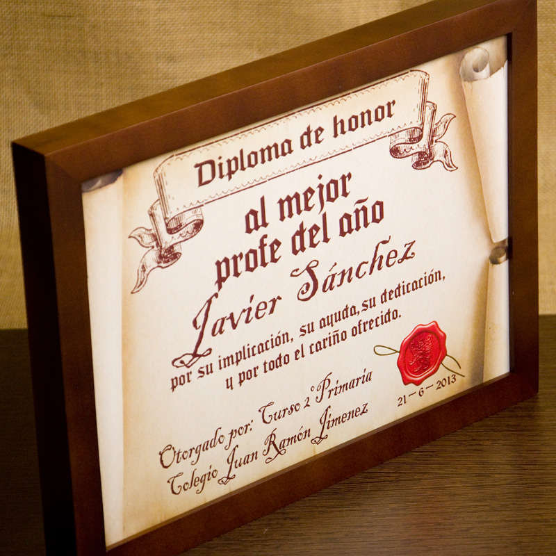 Regalos personalizados: Diseño y decoración: Diploma pergamino al mejor profesor