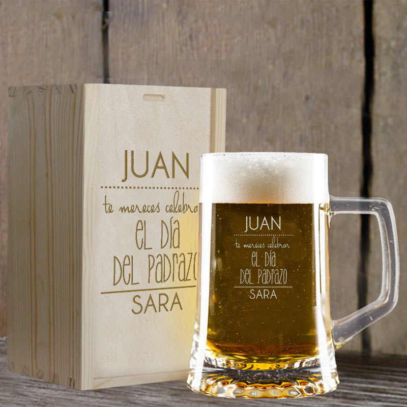 Regalo para Padres Personalizable: Jarra de Cerveza grabada con su Nombre,  el tuyo/vuestro y una Medalla para 'El Mejor Padre del Mundo'. Jarra de  Cerveza de Cristal Original de 510 ml. 