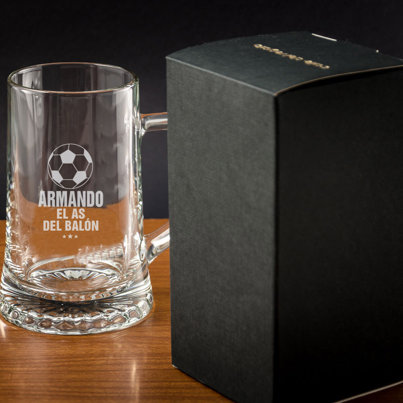 Regalos personalizados: Cristalería personalizada: Jarra de cerveza "El as del balón"