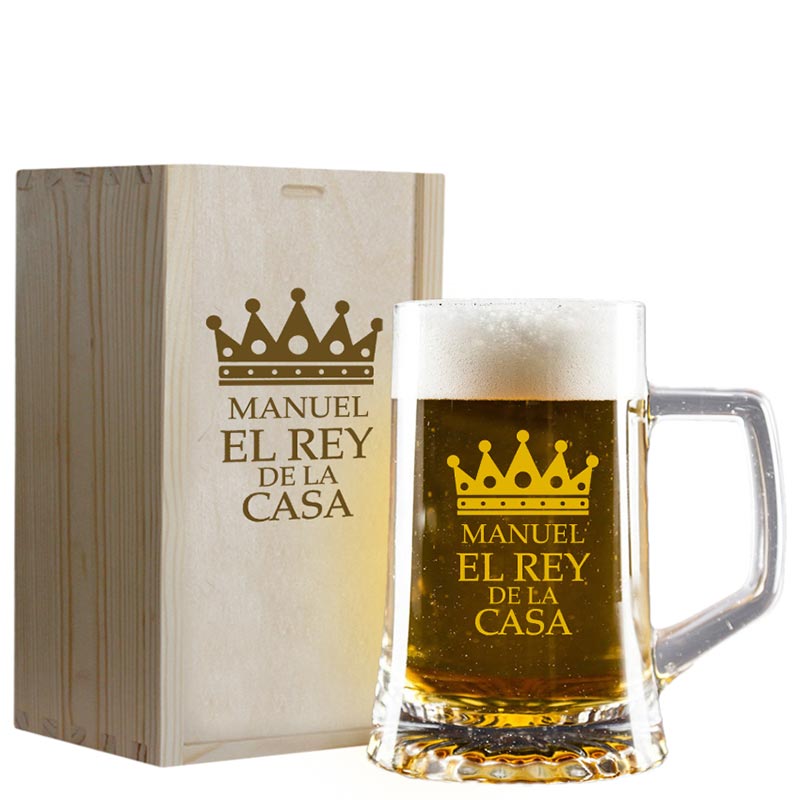 Regalos personalizados: Cristalería personalizada: Jarra de cerveza "El rey de la casa" con estuche