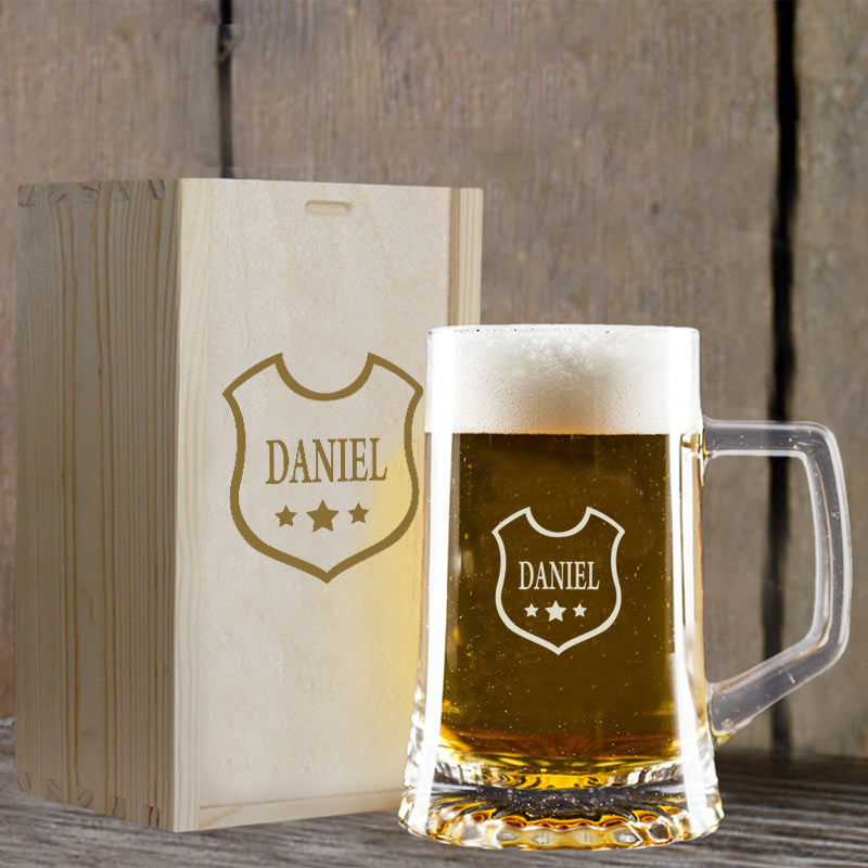 Regalos personalizados: Cristalería personalizada: Jarra de cerveza grabada con su nombre