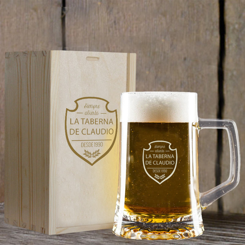 Regalos personalizados: Cristalería personalizada: Jarra de cerveza grabada 'La taberna'