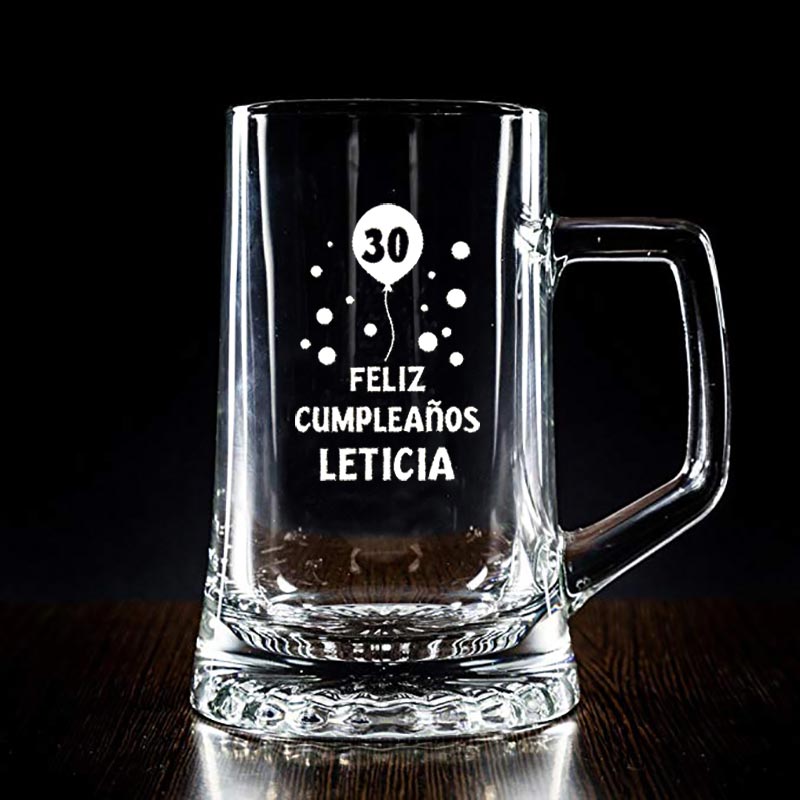 Regalos personalizados: Cristalería personalizada: Jarra de cerveza para cumpleaños