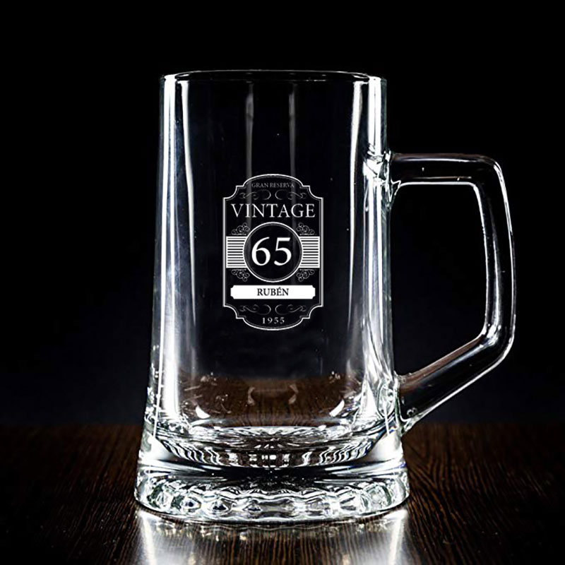 Regalos personalizados: Cristalería personalizada: Jarra de cerveza vintage personalizada