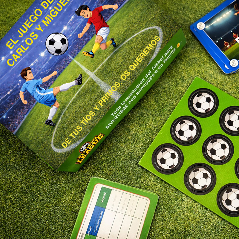 Regalos personalizados: Rebajas: Juego de Cartas de F&uacute;tbol Megasuper League Personalizado