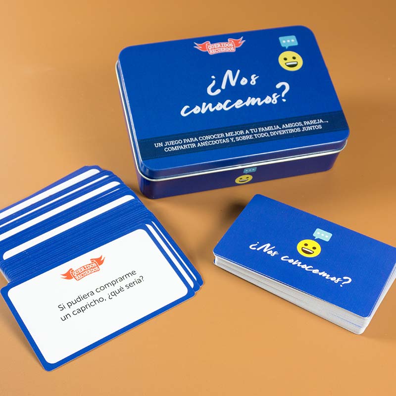 Regalos personalizados: Regalos con nombre: Juego ¿Nos conocemos? con tarjeta personalizada