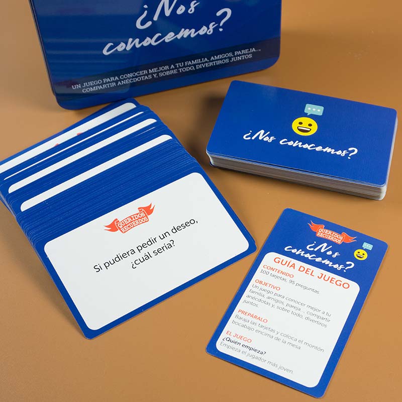 Regalos personalizados: Regalos con nombre: Juego ¿Nos conocemos? con tarjeta personalizada