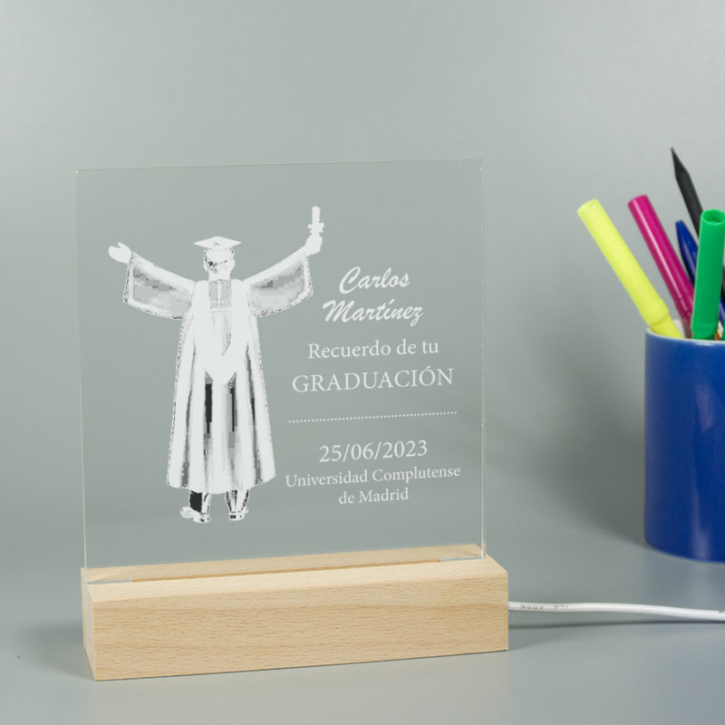 Regalos personalizados: Lámparas personalizadas: Lámpara led grabada para Graduación