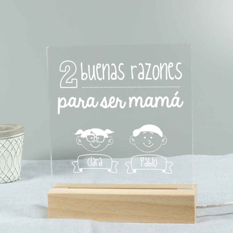 Regalos personalizados: L&aacute;mparas personalizadas: L&aacute;mpara led grabada 'Razones para ser mam&aacute;'