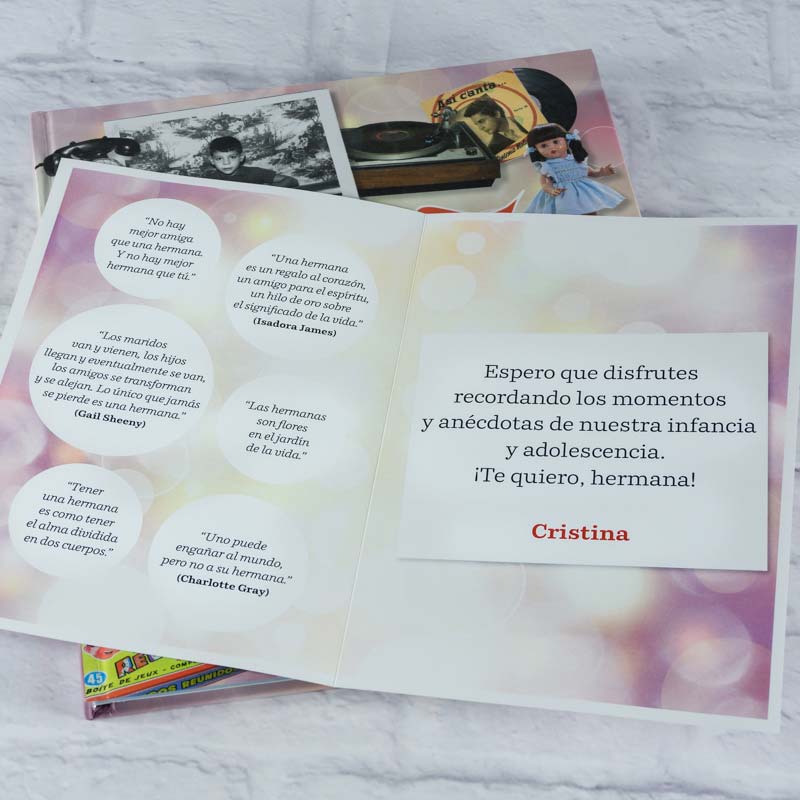 Regalos personalizados: Regalos con nombre: Libro Queridos Recuerdos con tarjeta para hermana