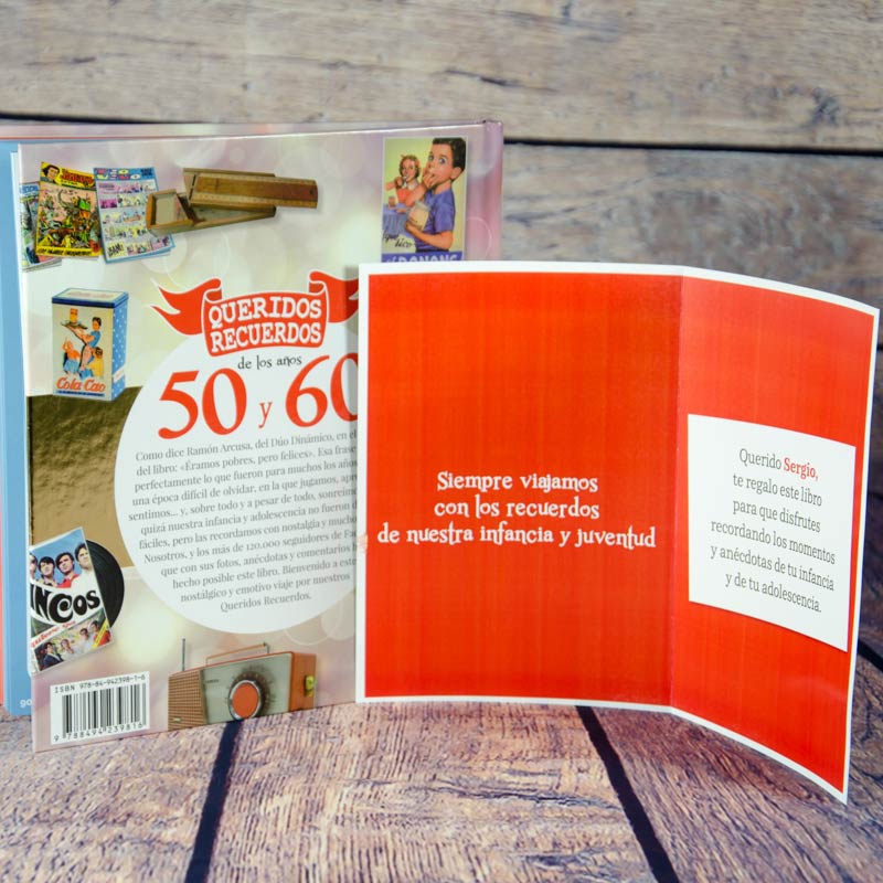 Regalos personalizados: Libros personalizados: Libro Queridos Recuerdos con tarjeta personalizada