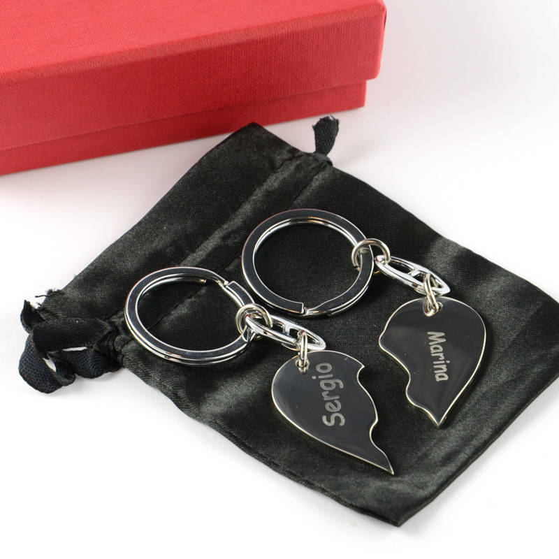 Regalos personalizados: Llaveros personalizados: Llavero coraz&oacute;n partido