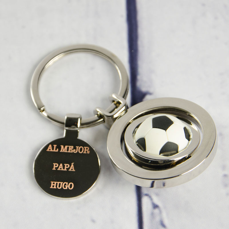 Regalos personalizados: Llaveros personalizados: Llavero fútbol grabado