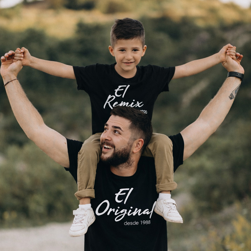 Regalos personalizados: Regalos con nombre: Pack camisetas personalizadas Original y Remix Regalos personalizados: Regalos con nombre: Pack camisetas personalizadas Original y Remix