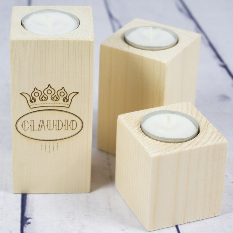 Regalos personalizados: Velas personalizadas: Portavelas de madera grabado