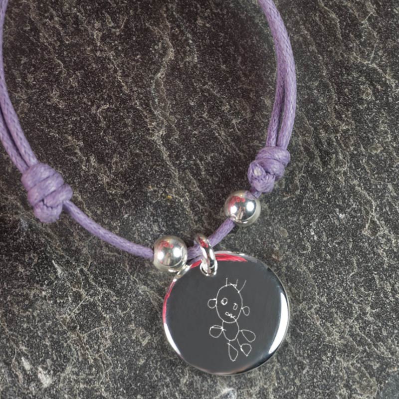 Regalos personalizados: Joyas personalizadas: Pulsera de plata con el dibujo de tu hijo grabado