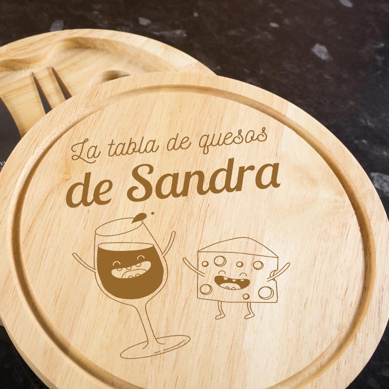 Regalos personalizados: Regalos con nombre: Tabla de quesos grabada con motivos divertidos