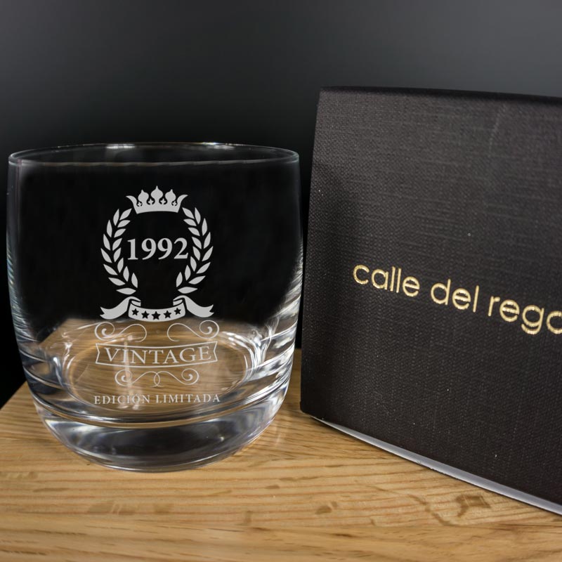 Regalos personalizados: Cristalería personalizada: Vaso de whisky grabado '30 Cumpleaños'