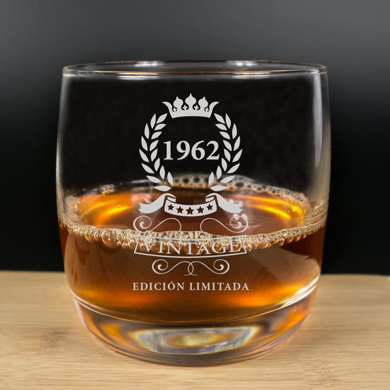 Regalos personalizados: Cristalería personalizada: Vaso de whisky grabado '60 Cumpleaños'